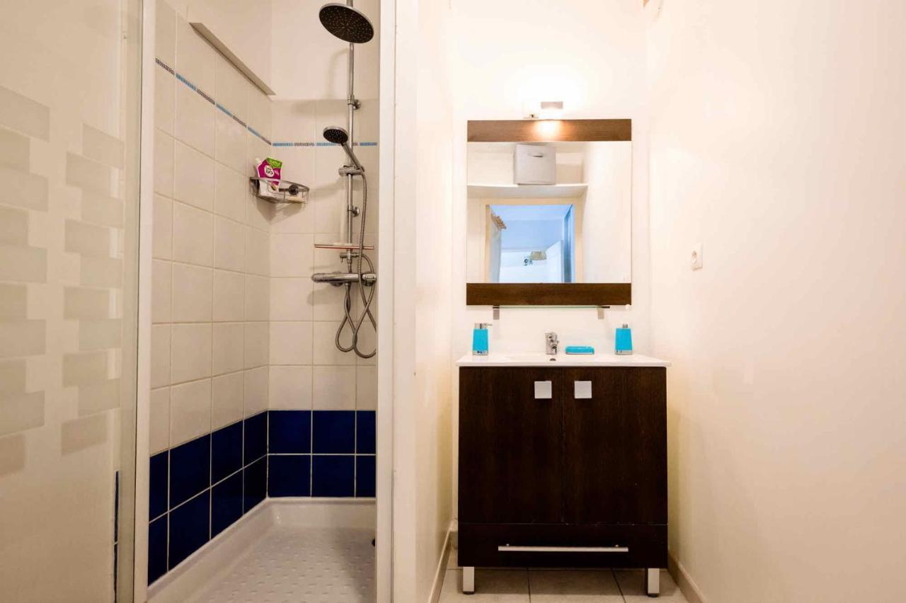 Turquoise Apartment *